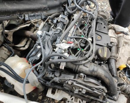 Белый Форд Фокус, объемом двигателя 1.6 л и пробегом 240 тыс. км за 2100 $, фото 11 на Automoto.ua