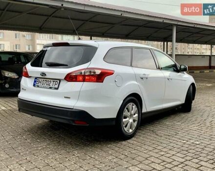 Білий Форд Фокус, об'ємом двигуна 1.6 л та пробігом 253 тис. км за 6700 $, фото 2 на Automoto.ua