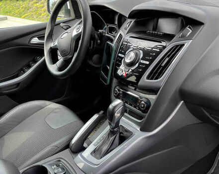 Білий Форд Фокус, об'ємом двигуна 2 л та пробігом 182 тис. км за 9800 $, фото 42 на Automoto.ua