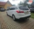 Белый Форд Фокус, объемом двигателя 1.6 л и пробегом 243 тыс. км за 8300 $, фото 3 на Automoto.ua