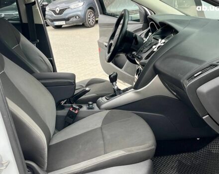 Білий Форд Фокус, об'ємом двигуна 1.6 л та пробігом 263 тис. км за 6790 $, фото 39 на Automoto.ua