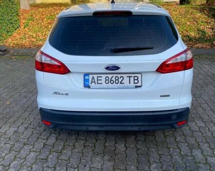 Белый Форд Фокус, объемом двигателя 1.56 л и пробегом 240 тыс. км за 6200 $, фото 3 на Automoto.ua