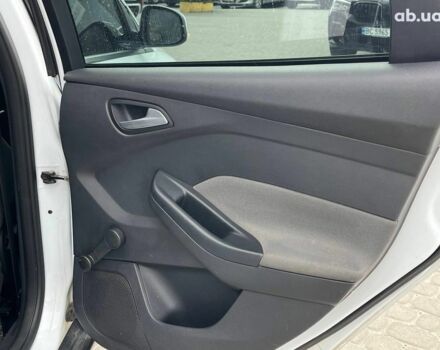 Білий Форд Фокус, об'ємом двигуна 1.6 л та пробігом 263 тис. км за 6790 $, фото 41 на Automoto.ua