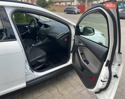 Білий Форд Фокус, об'ємом двигуна 1.56 л та пробігом 220 тис. км за 8499 $, фото 1 на Automoto.ua