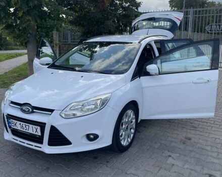 Білий Форд Фокус, об'ємом двигуна 1.56 л та пробігом 220 тис. км за 8499 $, фото 4 на Automoto.ua