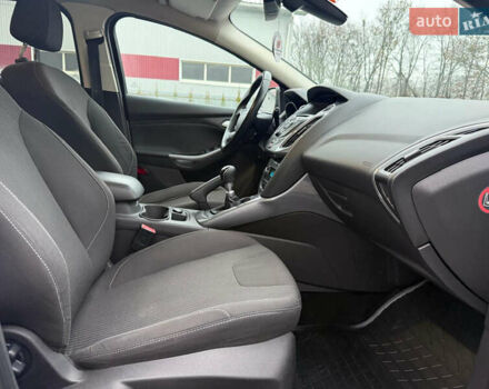 Белый Форд Фокус, объемом двигателя 1.6 л и пробегом 192 тыс. км за 7300 $, фото 23 на Automoto.ua