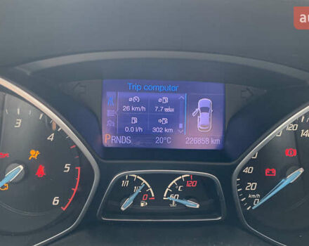 Белый Форд Фокус, объемом двигателя 2 л и пробегом 227 тыс. км за 7500 $, фото 8 на Automoto.ua