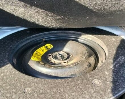 Белый Форд Фокус, объемом двигателя 1.6 л и пробегом 300 тыс. км за 7700 $, фото 7 на Automoto.ua