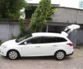 Білий Форд Фокус, об'ємом двигуна 2 л та пробігом 140 тис. км за 8500 $, фото 4 на Automoto.ua