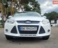 Белый Форд Фокус, объемом двигателя 2 л и пробегом 225 тыс. км за 8000 $, фото 2 на Automoto.ua