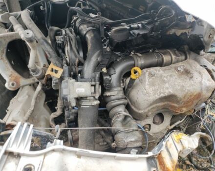 Белый Форд Фокус, объемом двигателя 1.6 л и пробегом 240 тыс. км за 2100 $, фото 8 на Automoto.ua