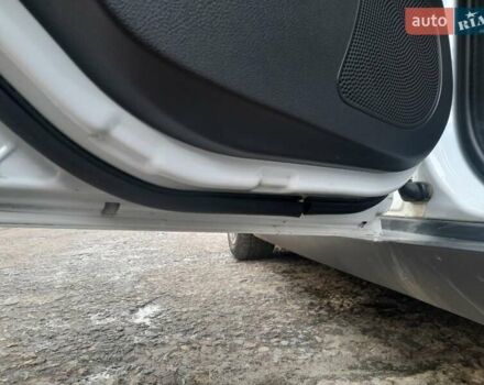 Белый Форд Фокус, объемом двигателя 1.6 л и пробегом 293 тыс. км за 8100 $, фото 15 на Automoto.ua