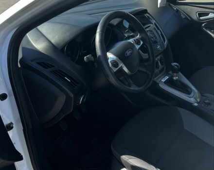 Белый Форд Фокус, объемом двигателя 1.6 л и пробегом 230 тыс. км за 6900 $, фото 22 на Automoto.ua