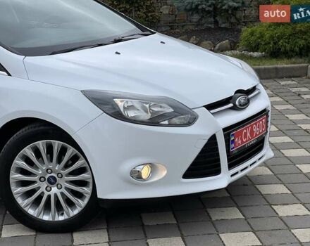 Білий Форд Фокус, об'ємом двигуна 1.6 л та пробігом 211 тис. км за 8750 $, фото 9 на Automoto.ua