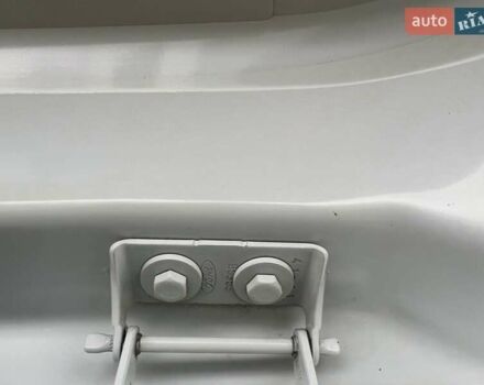 Білий Форд Фокус, об'ємом двигуна 1.6 л та пробігом 211 тис. км за 8750 $, фото 140 на Automoto.ua