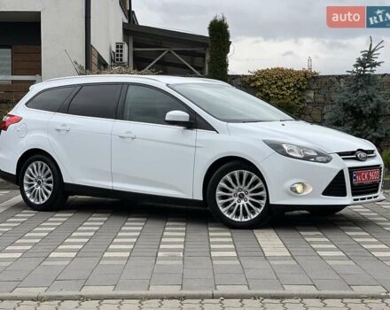 Білий Форд Фокус, об'ємом двигуна 1.6 л та пробігом 211 тис. км за 8750 $, фото 3 на Automoto.ua