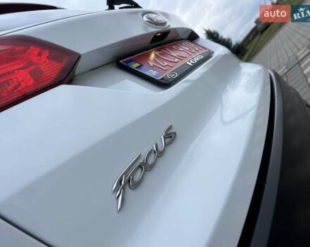 Білий Форд Фокус, об'ємом двигуна 1.6 л та пробігом 211 тис. км за 8750 $, фото 64 на Automoto.ua