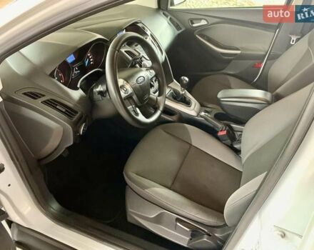 Білий Форд Фокус, об'ємом двигуна 1.6 л та пробігом 252 тис. км за 6400 $, фото 10 на Automoto.ua