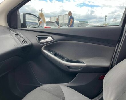 Білий Форд Фокус, об'ємом двигуна 1.6 л та пробігом 263 тис. км за 6790 $, фото 31 на Automoto.ua