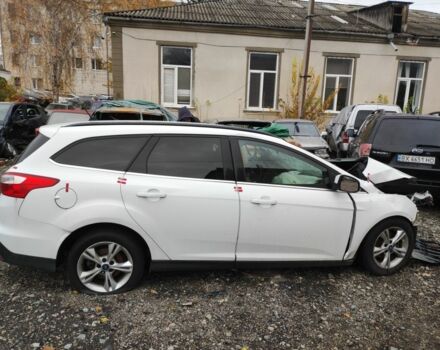 Белый Форд Фокус, объемом двигателя 1.6 л и пробегом 240 тыс. км за 2100 $, фото 1 на Automoto.ua