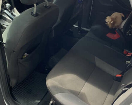 Белый Форд Фокус, объемом двигателя 2 л и пробегом 227 тыс. км за 7500 $, фото 6 на Automoto.ua