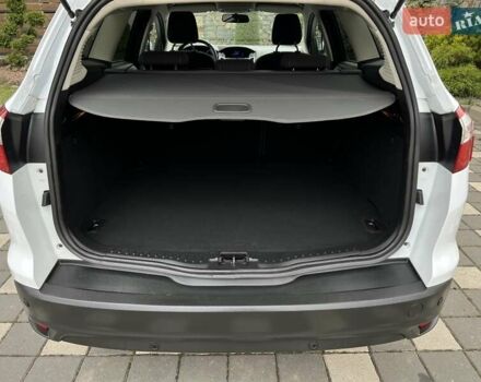 Білий Форд Фокус, об'ємом двигуна 1.6 л та пробігом 211 тис. км за 8750 $, фото 132 на Automoto.ua