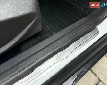 Белый Форд Фокус, объемом двигателя 1.6 л и пробегом 192 тыс. км за 7300 $, фото 25 на Automoto.ua