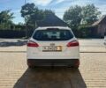 Білий Форд Фокус, об'ємом двигуна 2 л та пробігом 230 тис. км за 8800 $, фото 5 на Automoto.ua