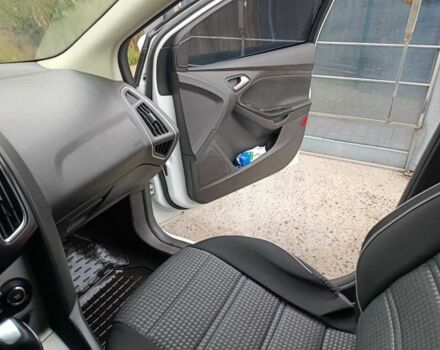 Белый Форд Фокус, объемом двигателя 1.6 л и пробегом 313 тыс. км за 7800 $, фото 2 на Automoto.ua