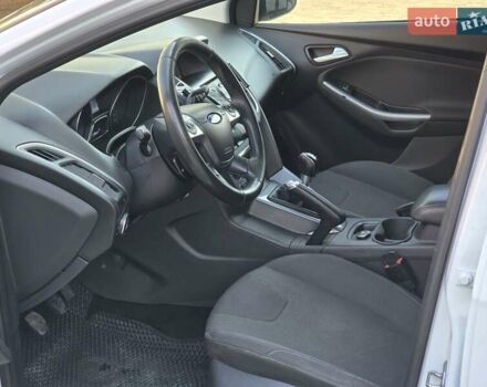 Белый Форд Фокус, объемом двигателя 1.6 л и пробегом 247 тыс. км за 7499 $, фото 3 на Automoto.ua