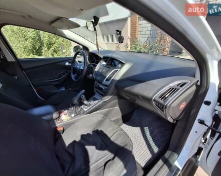 Білий Форд Фокус, об'ємом двигуна 1 л та пробігом 160 тис. км за 7500 $, фото 12 на Automoto.ua