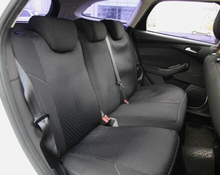 Форд Фокус 2013 в Харькове на Automoto.ua Белый Форд Фокус, объемом двигателя 1 л и пробегом 171 тыс. км за 7200 $, фото 8 на Automoto.ua