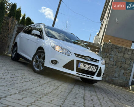 Форд Фокус 2013 в Стрые на Automoto.ua Белый Форд Фокус, объемом двигателя 0 л и пробегом 202 тыс. км за 8850 $, фото 7 на Automoto.ua