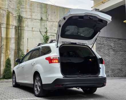 Белый Форд Фокус, объемом двигателя 1 л и пробегом 274 тыс. км за 6199 $, фото 6 на Automoto.ua