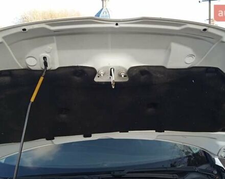 Белый Форд Фокус, объемом двигателя 1.6 л и пробегом 215 тыс. км за 7600 $, фото 5 на Automoto.ua