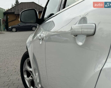 Білий Форд Фокус, об'ємом двигуна 1.6 л та пробігом 221 тис. км за 8699 $, фото 21 на Automoto.ua