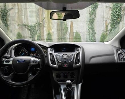 Белый Форд Фокус, объемом двигателя 1 л и пробегом 274 тыс. км за 6199 $, фото 13 на Automoto.ua