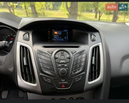 Форд Фокус 2013 у Белой Церкве на Automoto.ua Білий Форд Фокус, об'ємом двигуна 0 л та пробігом 246 тис. км за 7500 $, фото 3 на Automoto.ua