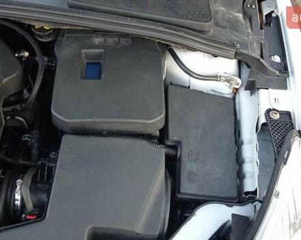 Белый Форд Фокус, объемом двигателя 1.6 л и пробегом 215 тыс. км за 7600 $, фото 1 на Automoto.ua