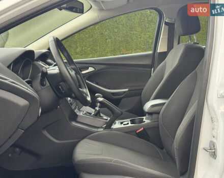 Білий Форд Фокус, об'ємом двигуна 1.6 л та пробігом 221 тис. км за 8699 $, фото 35 на Automoto.ua