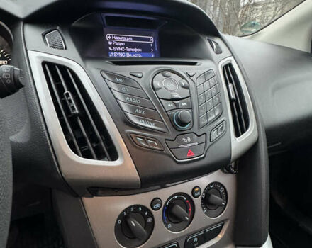 Белый Форд Фокус, объемом двигателя 1.6 л и пробегом 201 тыс. км за 8000 $, фото 9 на Automoto.ua