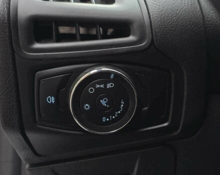 Белый Форд Фокус, объемом двигателя 1 л и пробегом 274 тыс. км за 6199 $, фото 9 на Automoto.ua