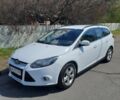Белый Форд Фокус, объемом двигателя 1 л и пробегом 200 тыс. км за 6100 $, фото 1 на Automoto.ua