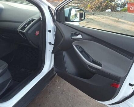 Белый Форд Фокус, объемом двигателя 1.6 л и пробегом 215 тыс. км за 7600 $, фото 19 на Automoto.ua