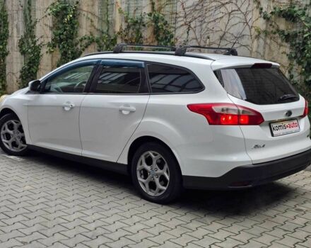 Белый Форд Фокус, объемом двигателя 1 л и пробегом 274 тыс. км за 6199 $, фото 2 на Automoto.ua