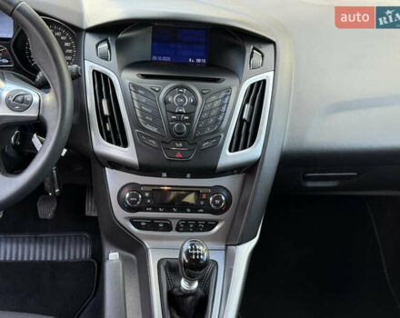 Форд Фокус 2013 в Стрые на Automoto.ua Белый Форд Фокус, объемом двигателя 0 л и пробегом 202 тыс. км за 8850 $, фото 97 на Automoto.ua