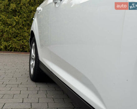 Білий Форд Фокус, об'ємом двигуна 1.6 л та пробігом 221 тис. км за 8699 $, фото 9 на Automoto.ua