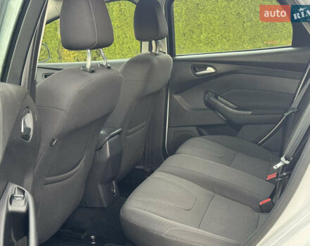 Білий Форд Фокус, об'ємом двигуна 1.6 л та пробігом 221 тис. км за 8699 $, фото 61 на Automoto.ua