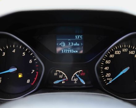 Форд Фокус 2013 в Харькове на Automoto.ua Белый Форд Фокус, объемом двигателя 1 л и пробегом 171 тыс. км за 7200 $, фото 14 на Automoto.ua