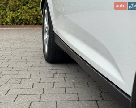 Білий Форд Фокус, об'ємом двигуна 1.6 л та пробігом 221 тис. км за 8699 $, фото 7 на Automoto.ua